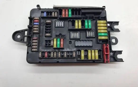 BMW X5 G05 Fuse module 8706214 P00156663AD 20B329GA1651