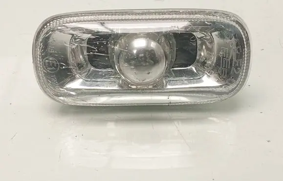 Audi A6 S6 C6 4F Front fender indicator light 8E0949127