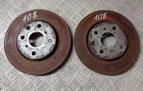 Peugeot 108 Front brake disc