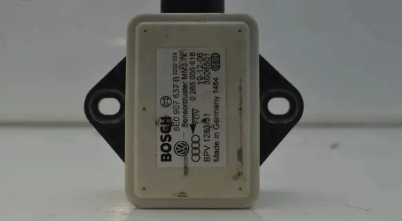 Audi A6 S6 C6 4F ESP acceleration yaw rate sensor 8E0907637B 3006501 0265005618