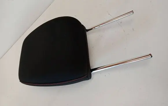 Ford Kuga III Front seat headrest 