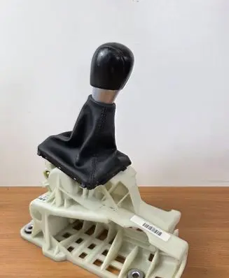 Volvo XC60 Gear shifter/selector 31367606 00214781