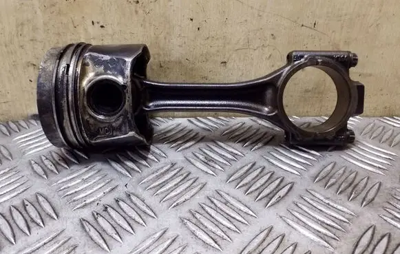 Volkswagen PASSAT B8 Piston with connecting rod 79L121 03LA