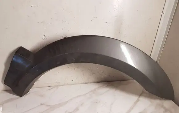 KIA Sorento Fender trim (molding) 877213E001