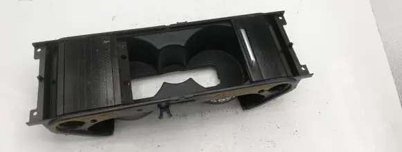 Cup holder front