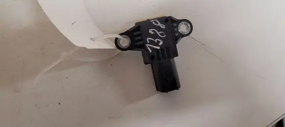 KIA Sorento Airbag deployment crash/impact sensor 959202P050