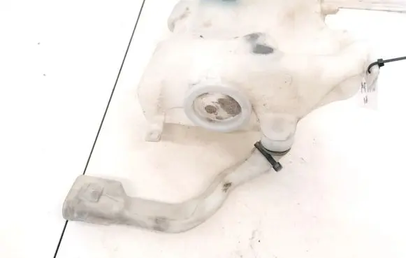 Mercedes-Benz C W203 Windshield washer fluid reservoir/tank 2038600560