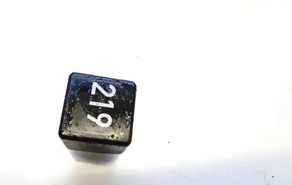 Audi A4 S4 B5 8D Other relay 443951253aa 899574000