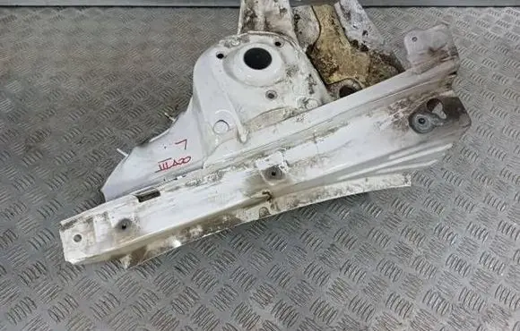 Skoda Octavia Mk3 (5E) Fender mounting bracket 1L42