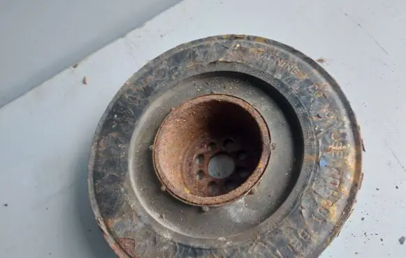 Audi A6 S6 C6 4F Crankshaft pulley 059105251