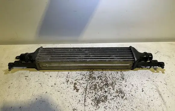 Opel Corsa D Intercooler radiator 871851100 9719511 871351000