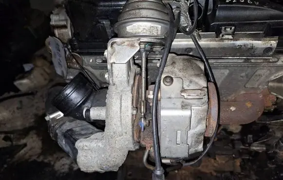 Skoda Octavia Mk2 (1Z) Turbo 253016t 7755171