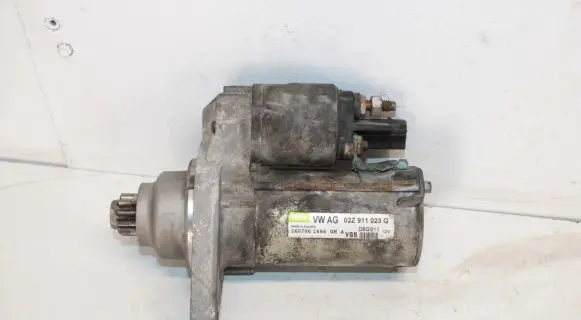 Volkswagen Touran I Starter motor 02Z911023G D6GS11
