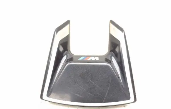 BMW i4 R18 wheel hub/cap/trim 6896789