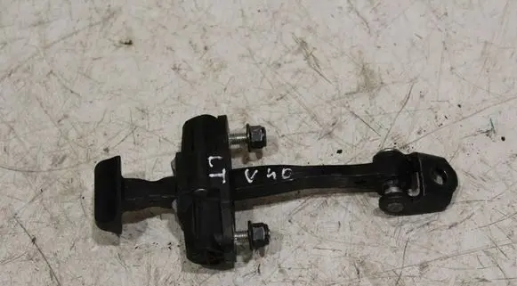 Volvo V40 Rear door check strap stopper