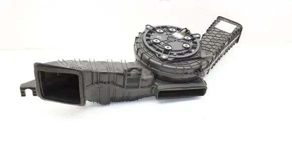 Ford Mondeo MK V Hybrid/electric vehicle battery fan DG9810C709AA
