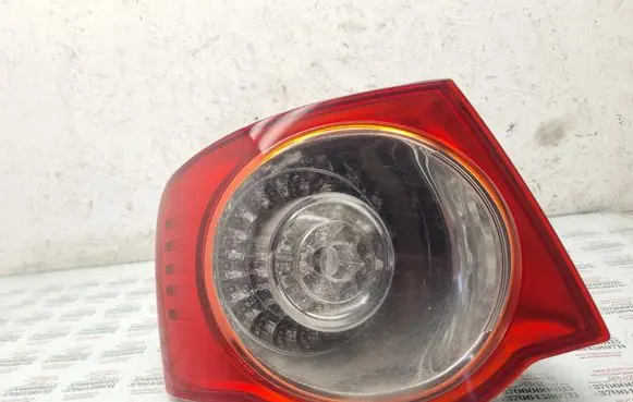 Rear/tail lights