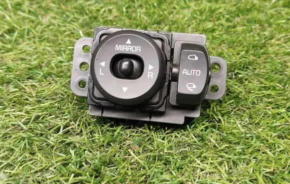 KIA Ceed Wing mirror switch 49D4861000 93530A2950