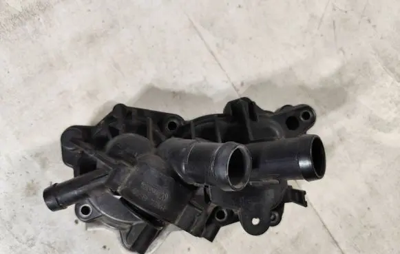 Volkswagen Up Water pump 04C121600L