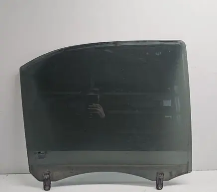 KIA Sorento Rear door window glass
