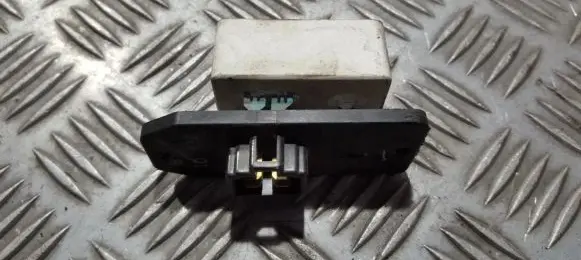 Mitsubishi Galant Heater blower motor/fan resistor 76818 7681-8