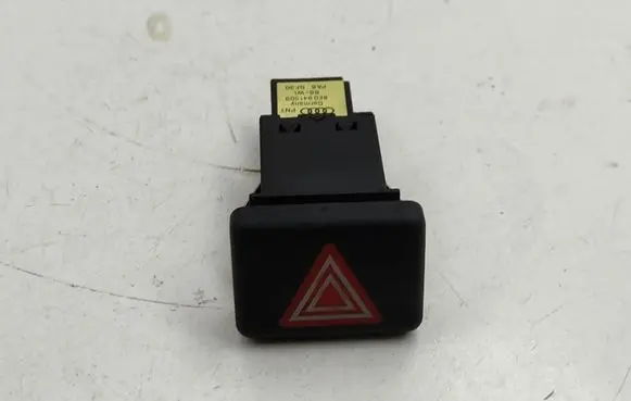 Audi A4 S4 B7 8E 8H Hazard light switch 8E0941509