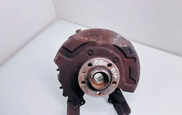 Seat Ibiza V (KJ) Front wheel hub