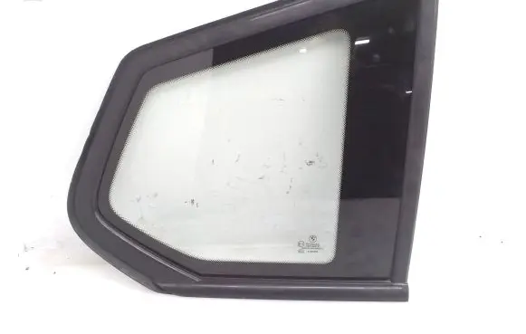 BMW X3 F25 Rear side window 7205624