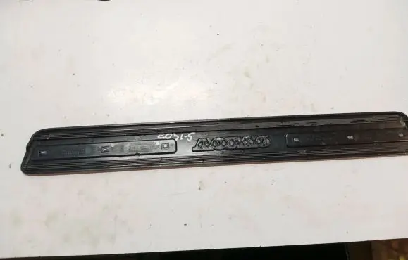 Volvo XC60 Front sill trim cover 31349213