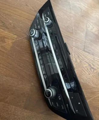 BMW 5 G30 G31 Climate control unit 7947869