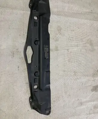Engine bonnet/hood lock trim molding