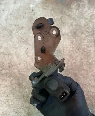 Renault Master III Turbo solenoid valve 