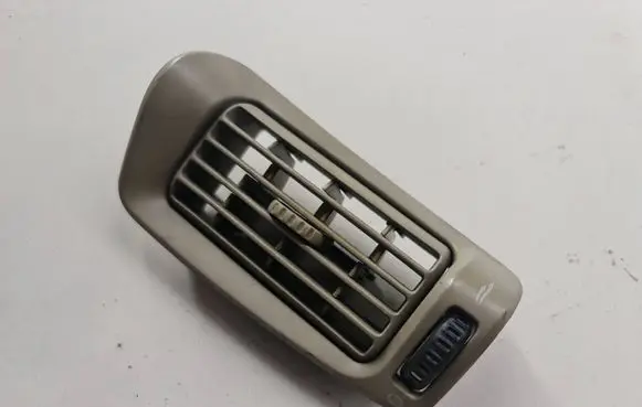 Volvo V70 Dash center air vent grill 130082118