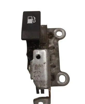 Subaru Outback (BS) Fuel tank opening switch 