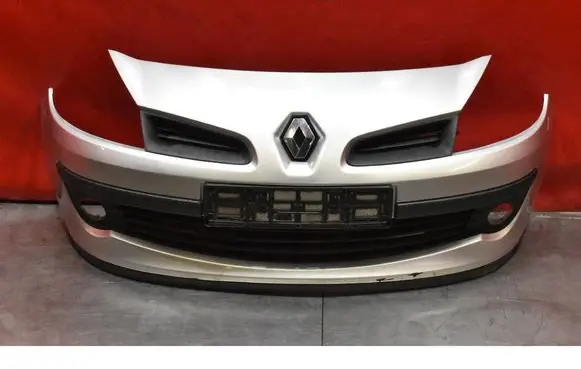 Renault Clio III Front bumper
