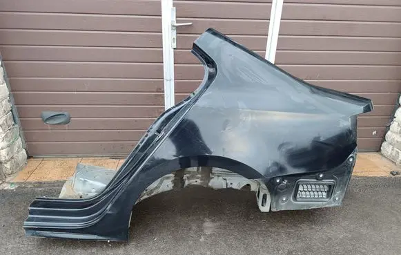 Volkswagen Jetta VI Rear quarter panel 