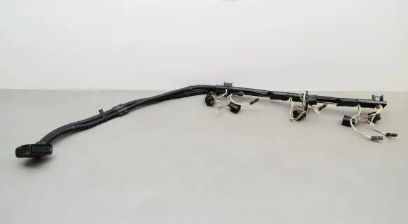 BMW 5 F10 F11 Fuel injector wires 7589639