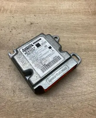 Renault Scenic I Airbag control unit/module 8200117652B 600639500