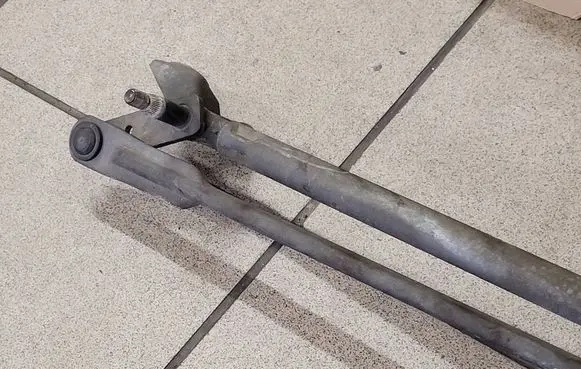Peugeot 307 Front wiper linkage and motor 404638