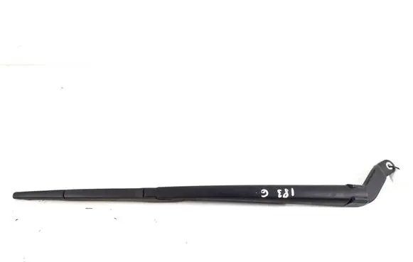 Rear wiper blade arm