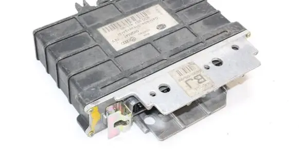 Volkswagen Golf IV Engine control unit/module 5DG007411