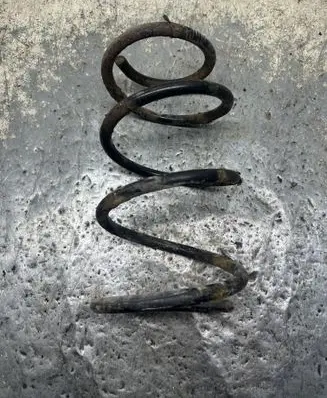 Toyota Corolla Verso AR10 Front coil spring 