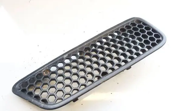 Renault Scenic I Front grill 7700428467b
