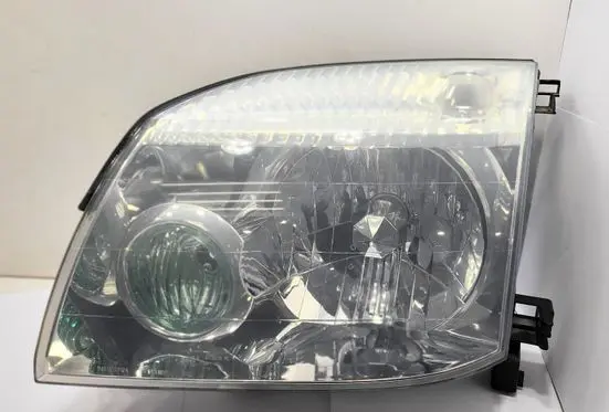 Nissan X-Trail T30 Headlight/headlamp 260608H926