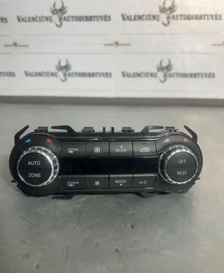 Mercedes-Benz B W246 W242 Climate control unit A2469003816 5HB01044811 A2469013306