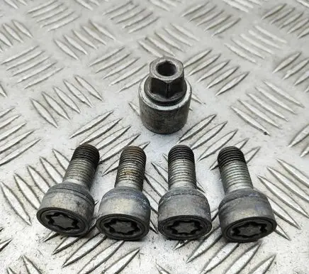 Skoda Superb B8 (3V) Anti-theft wheel nuts and lock 5J0698139