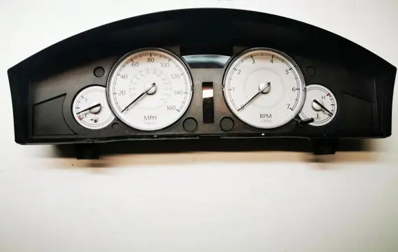 Chrysler 300 - 300C Speedometer (instrument cluster) 04836983AA P04602492AL 04836990AA