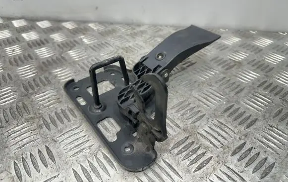 Audi A5 8T 8F Engine bonnet/hood lock/latch loop/hook 8T0823480