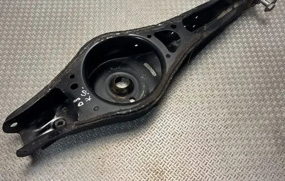 Volkswagen PASSAT B8 USA Rear upper control arm/wishbone 6BBKWJ5FAB