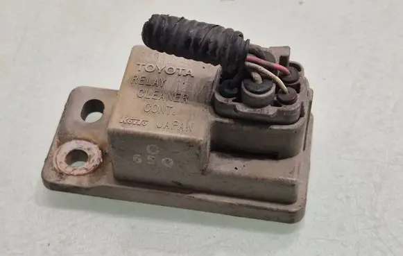 Lexus RX 330 - 350 - 400H Light washer relay 8594248010